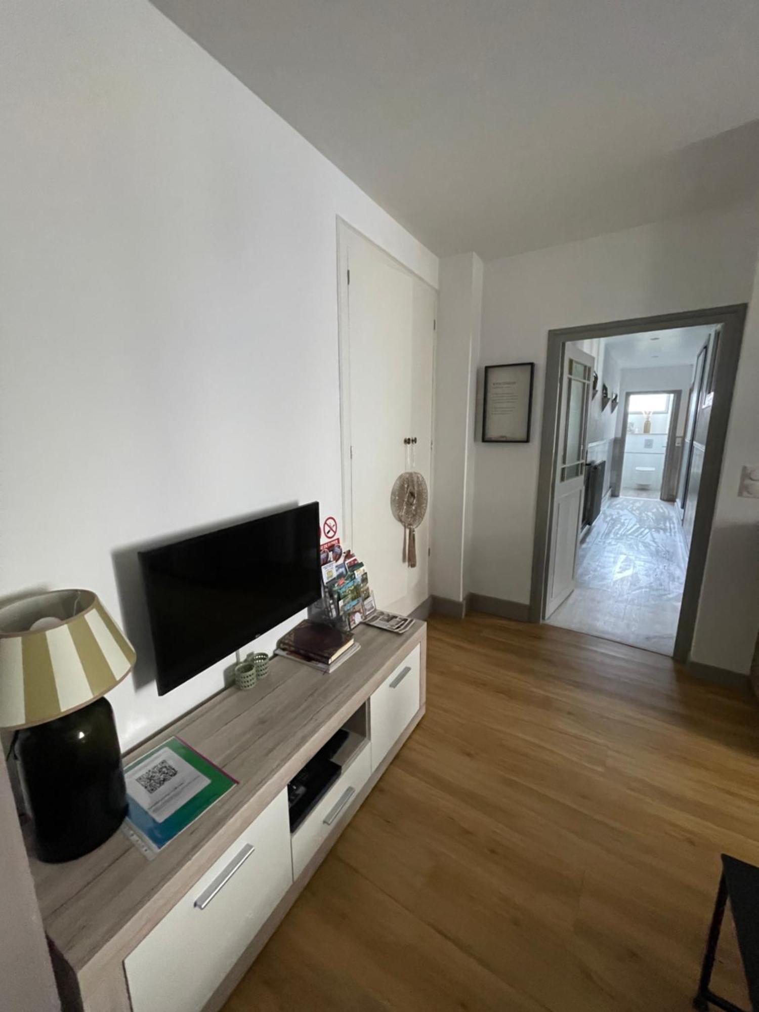 Appartement Moderne Centre Ville, 5 Personnes, 65 M2 Semur-en-Auxois Zewnętrze zdjęcie