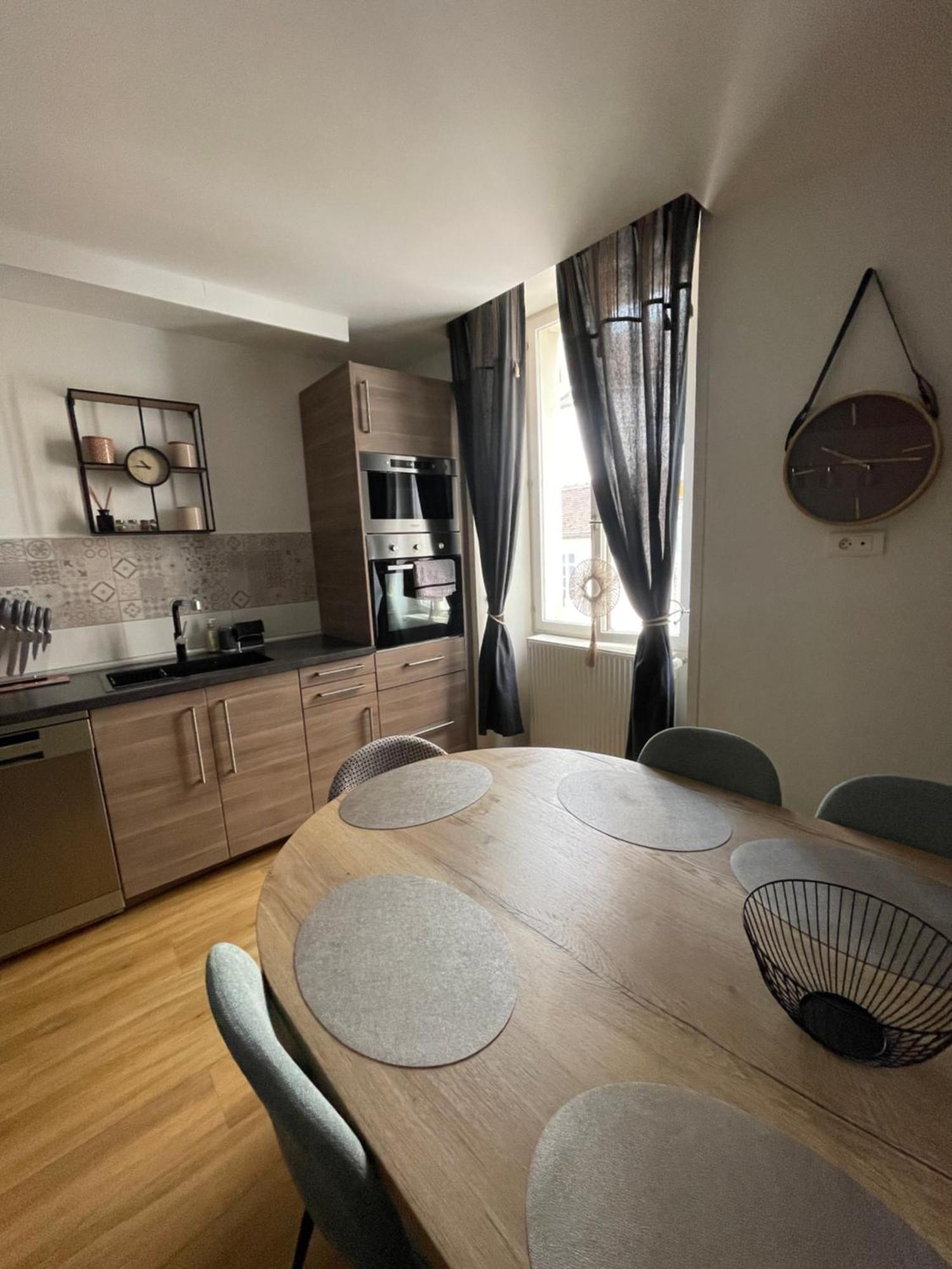 Appartement Moderne Centre Ville, 5 Personnes, 65 M2 Semur-en-Auxois Zewnętrze zdjęcie